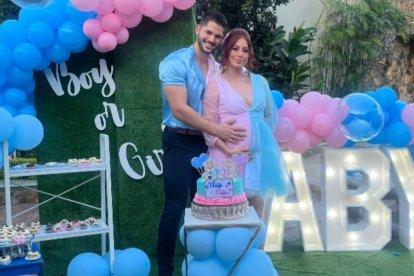 La pareja de bailarines, Antonella Moscoso y Renier Izquierdo, esperan un varón