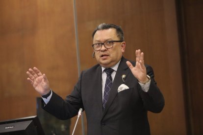 Vanegas asume la defensa de un juez.