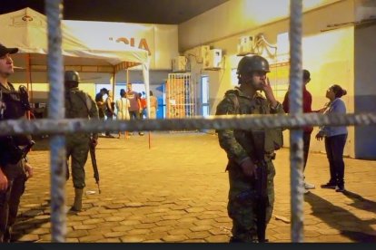 Las víctimas fueron llevadas al hospital de Ventanas donde comprobaron sus decesos.