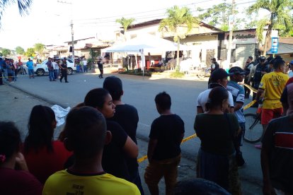 Una mujer fue acribillada en un velorio.