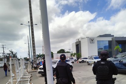 La tarde de este martes 13 de junio de 2023 se iba a realizar la audiencia a los sospechosos en la UVC de Manta.