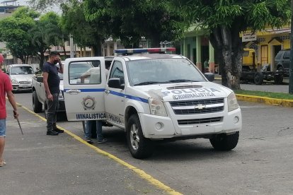 La mañana de este martes 13 de junio, los agentes seguían con las investigaciones.