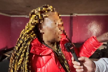 La mujer asegura que no le han demostrado ser vendedora de drogas. La Policía le contabiliza más de 10 anotaciones por distintas contravensiones