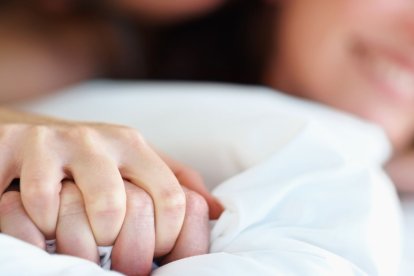 Según experto, las prácticas masturbatorias son importantes para llegar a conocer los gustos en la cama.