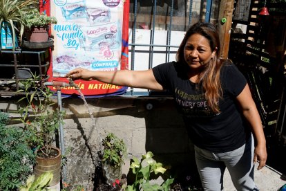 El consumo de agua por persona ha subido a 250 litros.