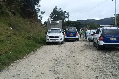 La Policía acudió al sitio para levantar indicios.