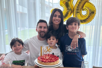 Lionel Messi celebró junto a su esposa Antonella Roccuzzo y sus 3 hijos.