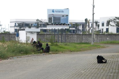 Una granada fue hallada frente a edificio de empresa prestadora de servicios médicos en la mañana del sábado 24 de junio.