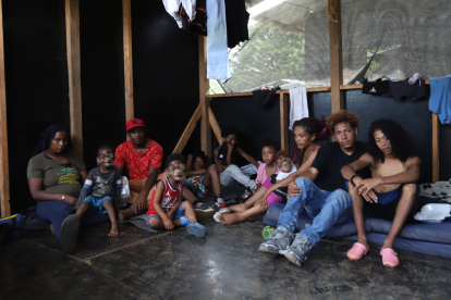 La familia Valencia Castillo decidió buscar un mejor futuro en la Yoni, pero estaban estancados en Panamá.