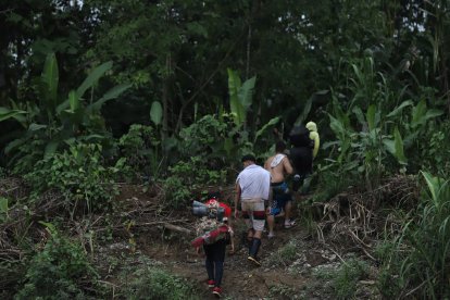 Los migrantes toman muchos riesgos para llegar a EE. UU. En el trayecto suelen ser asaltados, secuestrados y abusados sexualmente.