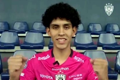 El zaguero Christian García, de 18 años, es el primer refuerzo de los rayados para el segundo semestre.