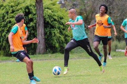 Jonathan Bravo, jugador de Libertad que va con todo a la segunda etapa de LigaPro.