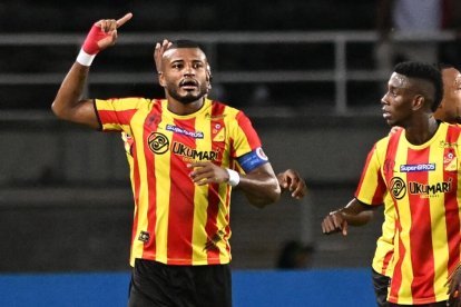 Carlos Ramírez es el capitán y forma parte de la sólida  defensa del Deportivo Pereira colombiano.