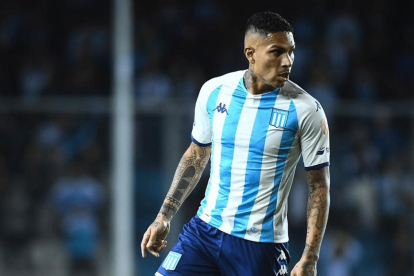 El delantero peruano Paolo Guerrero militó hasta esta temporada en Racing de Argentina.
