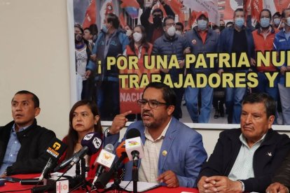 Para los sindicatos, la propuesta es “criminal para los trabajadores, jubilados y pensionistas”.