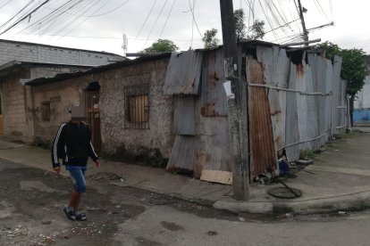 Seis hombres fueron asesinados dentro de una vivienda de La Florida, en Guayaquil.