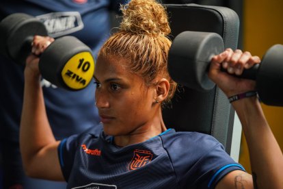 Con chequeos médicos y trabajo en el gimnasio inició la concentración de la Tricolor femenina.