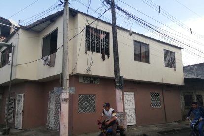 En la cooperativa Assad Bucaram, sur de Guayaquil, una niña de 3 años murió por golpes en la cabeza.