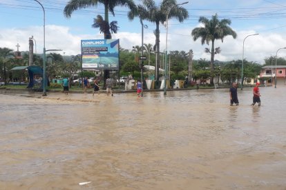 Siete horas de lluvia aguantó Flavio Alfaro, en Manabí.