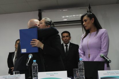 Patricia Ochoa, viuda de Gabela, recibió el tercer informe sobre el crimen de su marido.