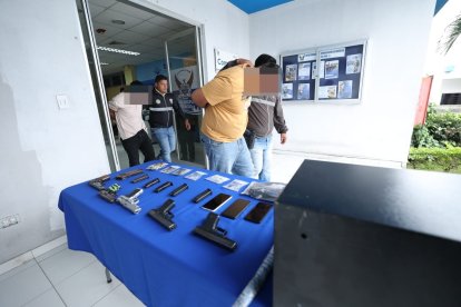 Los presuntos delincuentes fueron detenidos.