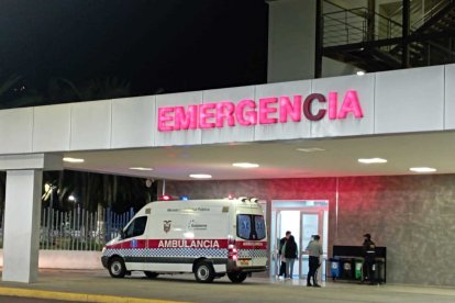 En el Hospital Docente se recupera el presunto femicida.