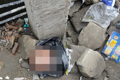 Una cabeza humana estaba dentro de una funda negra en la calle Pedro Vicente Maldonado, en Esmeraldas.