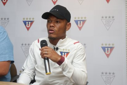 Valverde fue presentado como el nuevo refuerzo del Rey de Copas.