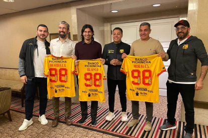 Glorias de Barcelona esperan un buen triunfo del equipo en Argentina.