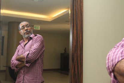 El actor y productor Lucho Aguirre cuanod visitó las instalaciones del Diario Extra.