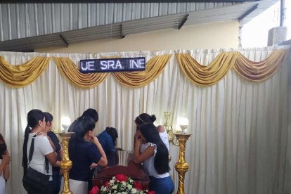 En la parroquia La Unión de Valencia hicieron el velatorio de Inés Irlanda Ponce Briones.