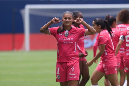 Karen Páez, el grito de gol de Dragonas. Hizo uno ante Espuce.