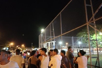 El ataque a bala en la cancha sintética, en Tonchigüe, alarmó a moradores.