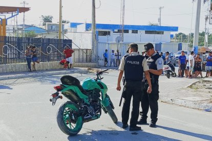 Una moto robada habrían usado para asesinar a pescador.