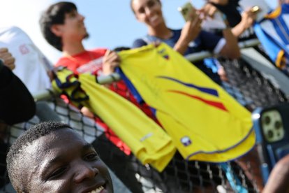 Moisés Caicedo en la gira por Estados Unidos se ha visto con muchos ecuatorianos.