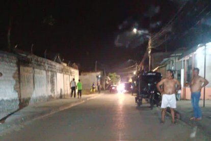 A la víctima la sorprendieron en la casa, cuando otros moradores iban al acto religioso por las fiestas patronales.