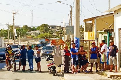 Unos moradores indicaron que la pareja tenía poco tiempo viviendo en el barrio.