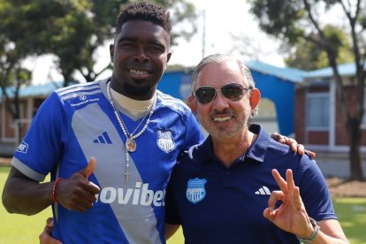Michael Carcelén y su nuevo presidente José Pileggi del Emelec.