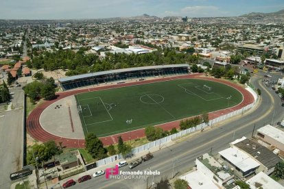 El estadio 20 de Noviembre de Juárez donde jugarán los migrantes.