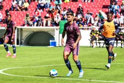 El zaguero argentino Fausto Grillo fue presentado por la Universidad Católica.