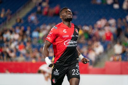 Jordy Caicedo de Atlas se mandó un golazo.