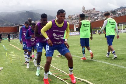 Jhon Jairo Ontaneda se ganó un lugar en Gualaceo desde que llegó en la serie B en el  2021.