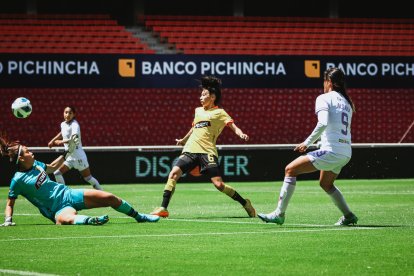 Liga de Quito se impuso a Barcelona (c) en la tercera fecha del Grupo A de la Superliga Femenina de Ecuador.