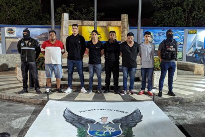 Los sospechosos fueron puestos a órdenes de las autoridades judiciales.