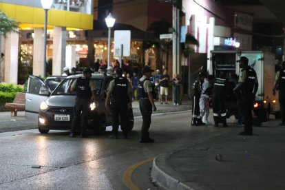 La Policía llegó a la escena del crimen, en La Garzota.