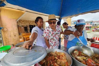 Siete restaurantes participaron en este festival de platos con todos los mariscos.