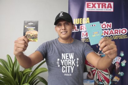 Luis indica que los premios van para sus padres. Y le fascina que los suscriptores sean ‘mimados’ en la promoción.