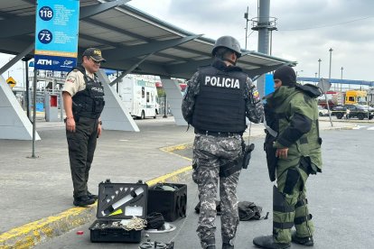 Unidados especiales tomaron procedimiento en la Terminal.