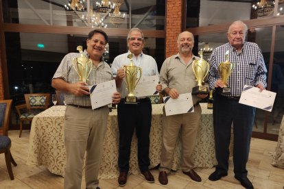 Del 1 y 8 de agosto se llevó a cab oel Torneo Interclubes de 40 duplas Copa Castelldefels 2023.