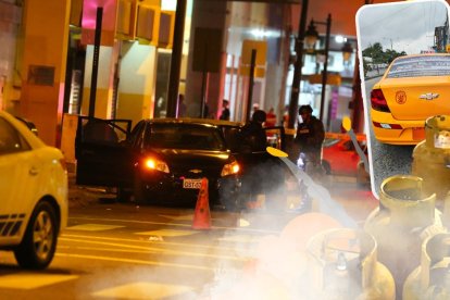 Agentes de la Unidad de Antiexplosivos llegaron al lugar para verificar la alerta. Este es el vehículo utilizado para el atentado en el centro porteño.